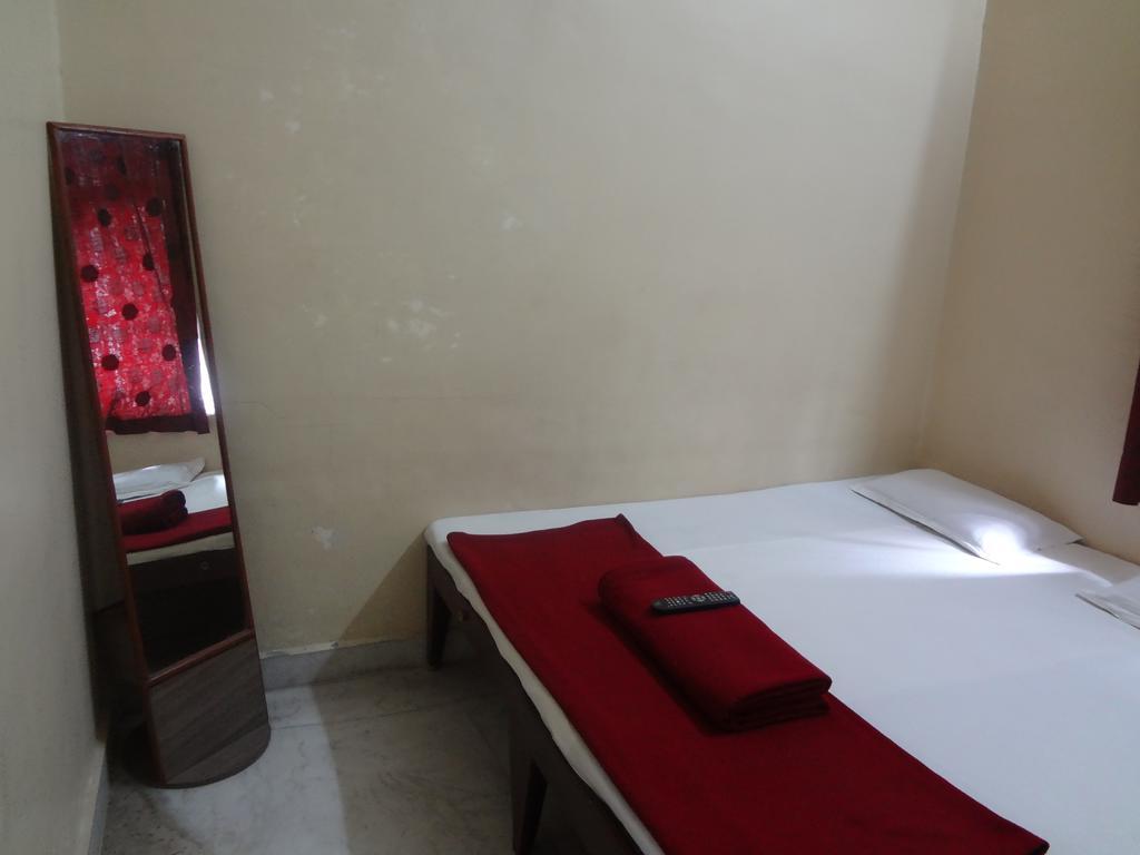 Hotel Rajmandir Pune Cameră foto